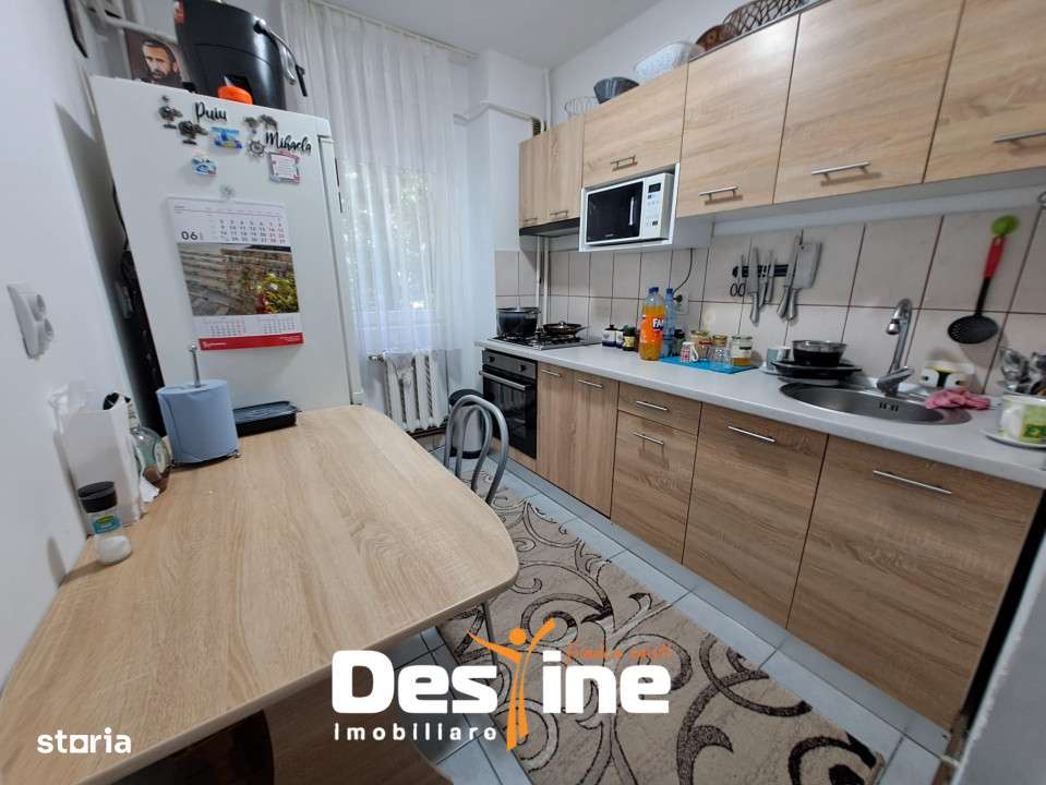 MIRCEA CEL BATRAN, Apartament 2 camere, decomandat, 109.900 Euro - Imagine principală: 4/6
