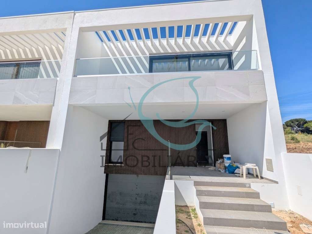 Moradia T3 com acabamentos de Luxo e Piscina - Quinta da Amizade-7