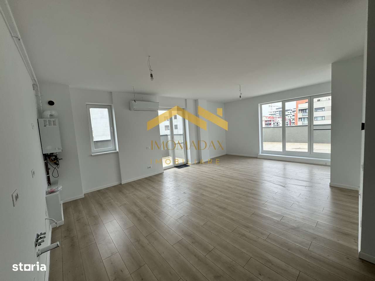 Apartament - 2 camere- etaj 1- torontalului - Imagine principală: 2/11