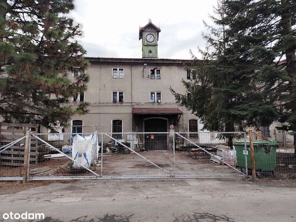 Centrum Działka 51ar +budynki (2650m2)  - USTROŃ gm.Cieszyn-2