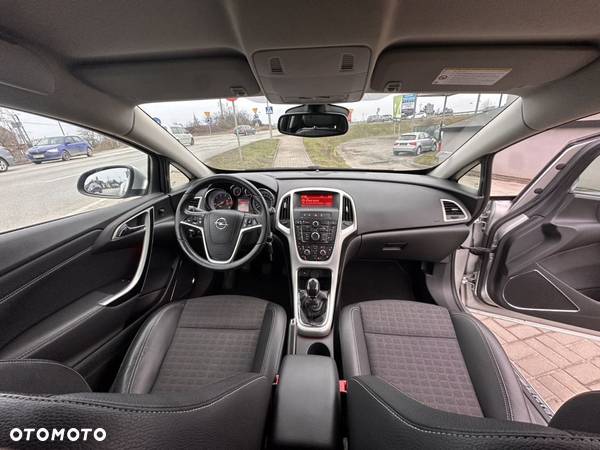 Opel Astra IV GTC 2.0 CDTI Sport S&S - 12