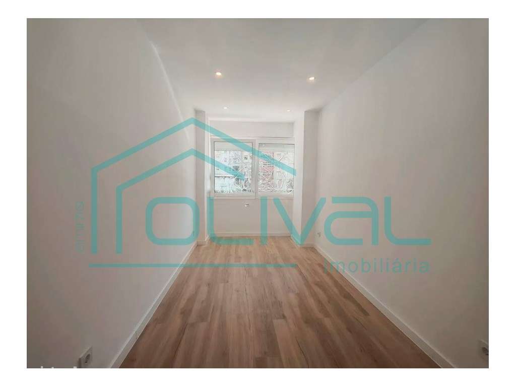 Apartamento T2 em Odivelas-6