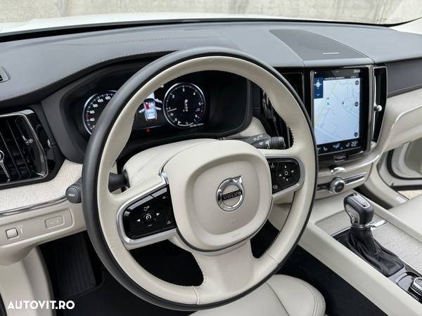 Volvo XC 60 D4 AWD Geartronic Inscription - 25