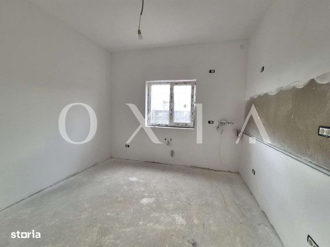 AX1046 Giroc, Zona Esso, 1/2 Duplex Cu 5 Camere - Imagine principală: 4/16