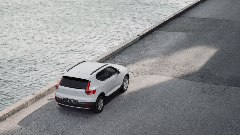 Volvo XC40 B3 Essential 2026