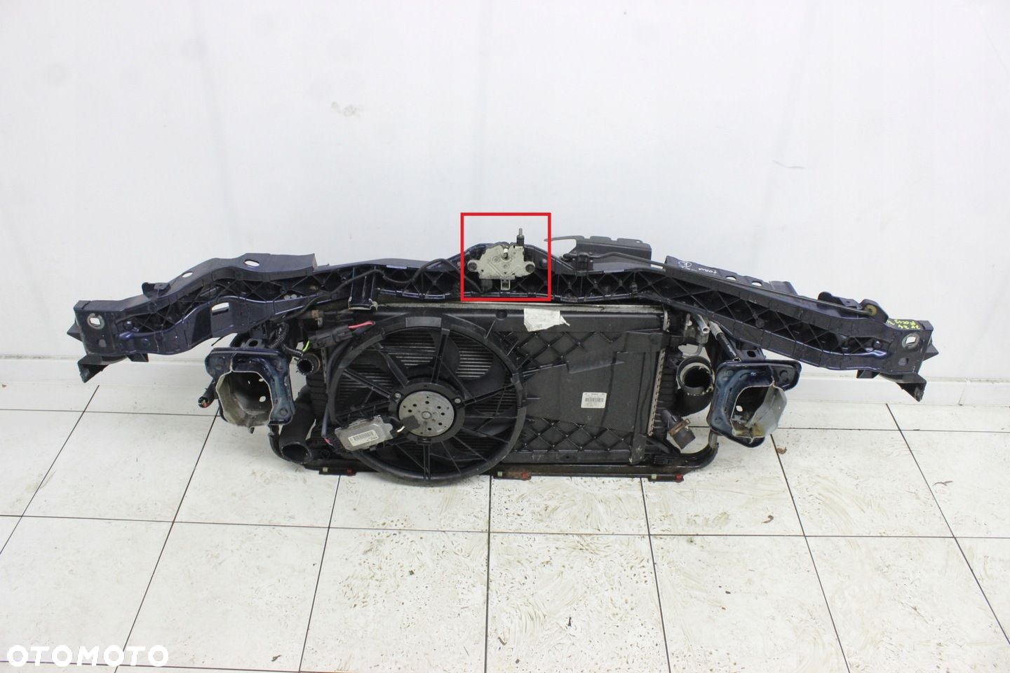 PAS PRZEDNI CHŁODNICE FORD FOCUS MK2 LIFT 2007R- 1.6 TDCI - 3