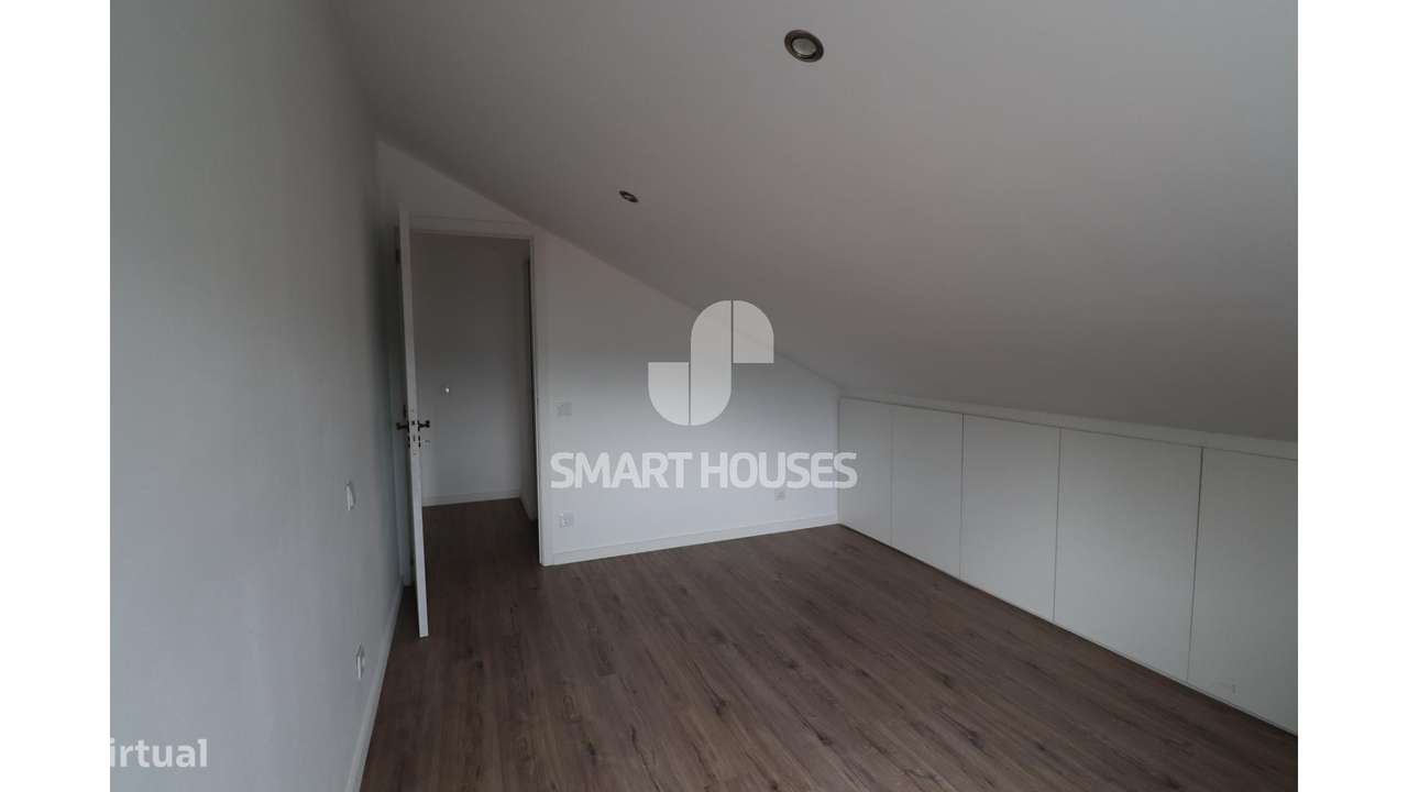 Moradia T2+2 Arganil c/ terreno-23