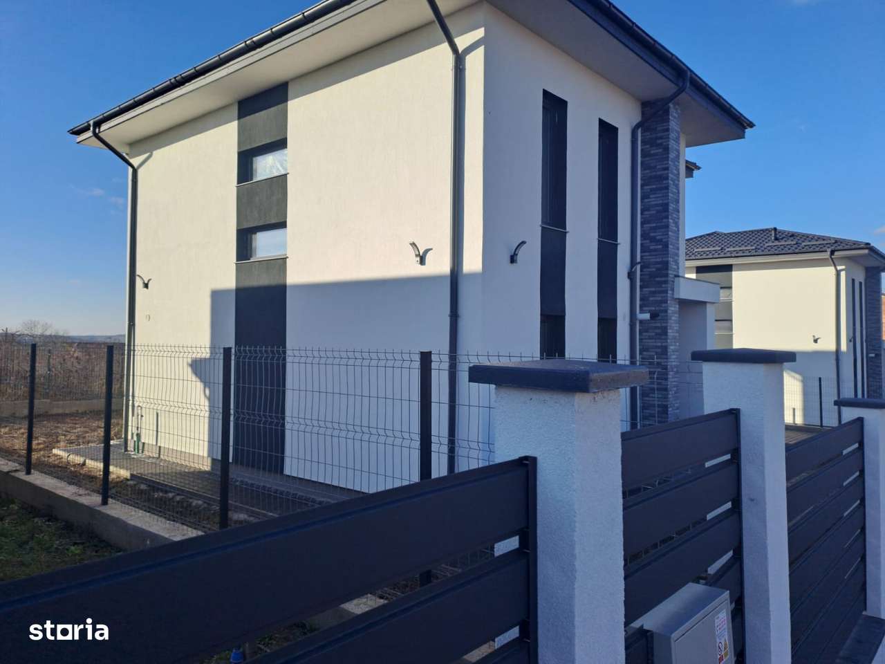 Casa 4 camere de lux in Hlincea, Iasi - Imagine principală: 4/20