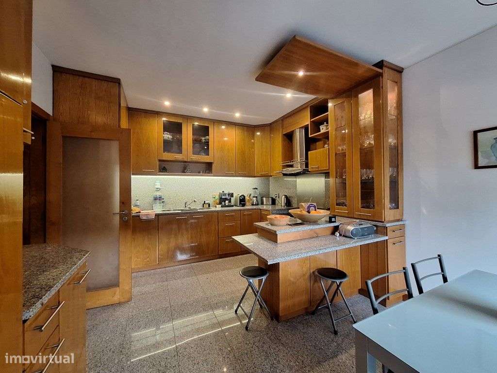 Moradia V3+1 na Meadela, Viana do Castelo - Grande imagem: 4/33