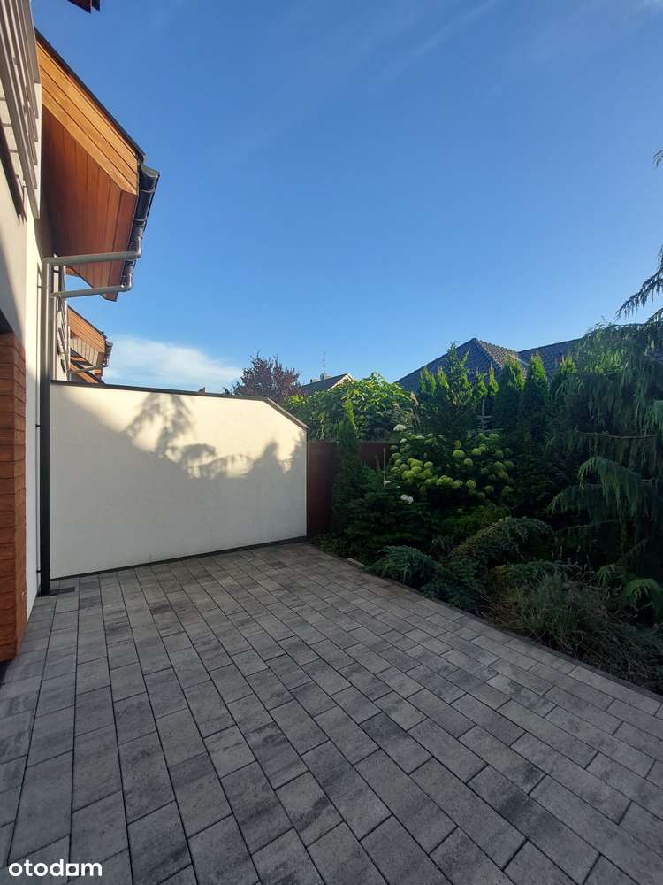 Plewiska komfortowy dom w ciekawej aranżacji z pełnym wyposażeniem-11