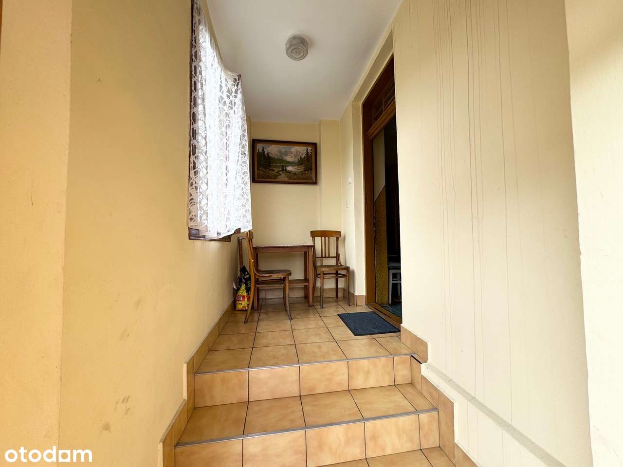 Dom z Potencjałem w Malowniczej Lokalizacji nad Rzeką-13