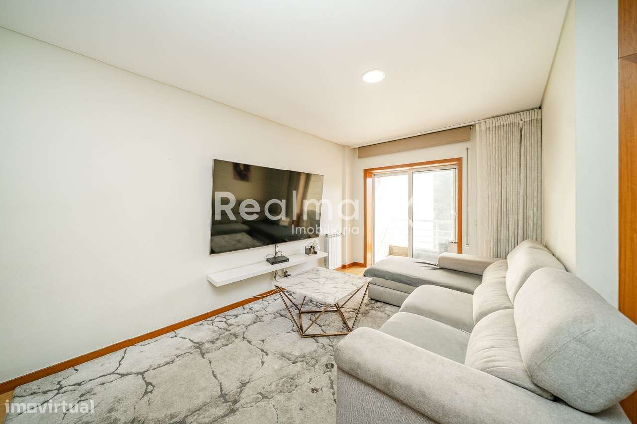 Apartamento T5 em S.Victor-15