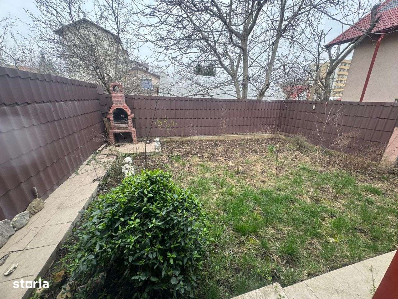 Bucium - Visan , centru , vila insiruita , garaj , libera-9