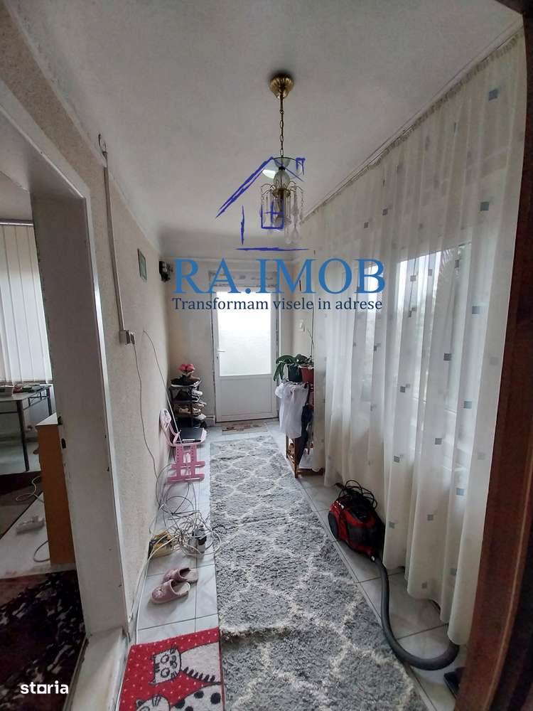 Casa cu 9 camere, sat Gageni-Prahova- 85000 euro negociabil-11