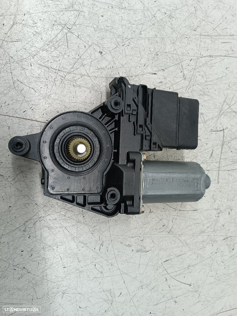 Motor De Vidro Traseiro Direito Volkswagen Passat Variant (3B6) - 5