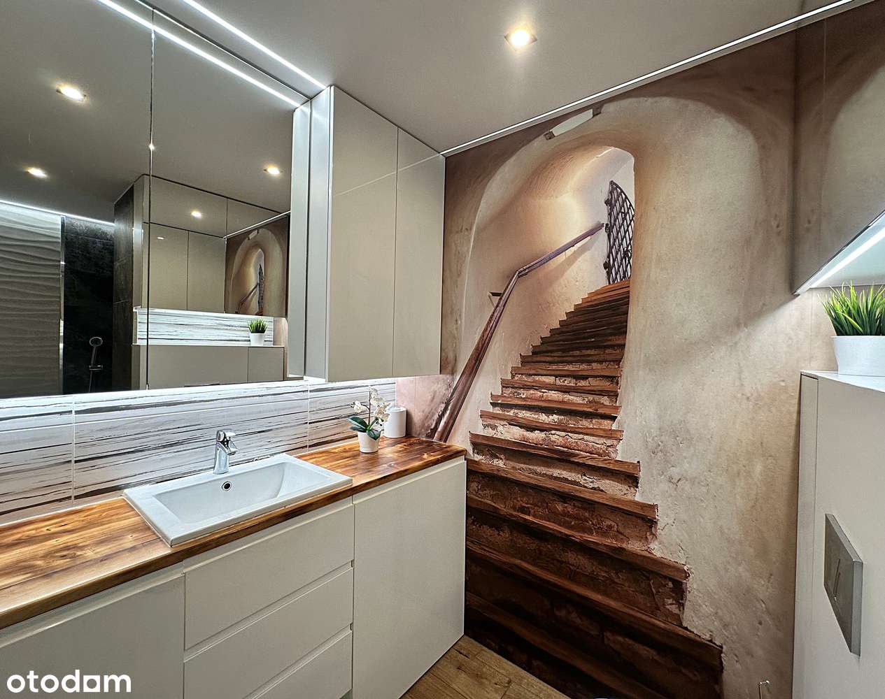 Wyjątkowe 3-pokojowe mieszkanie po remoncie, balkon, klimatyzacja-12