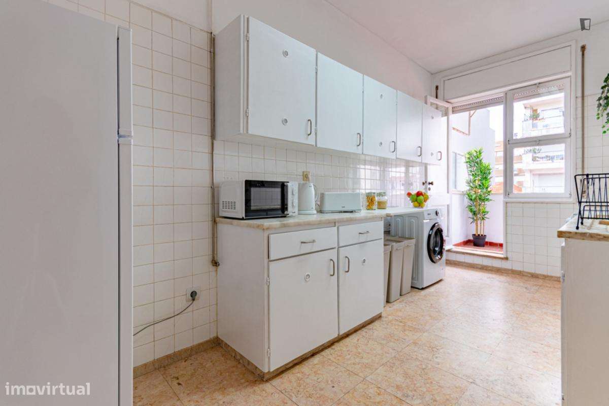 Quarto - localizado em Ramalde Porto - Grande imagem: 3/24