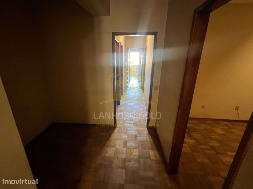 Apartamento T4 em São Vicente, Braga-12