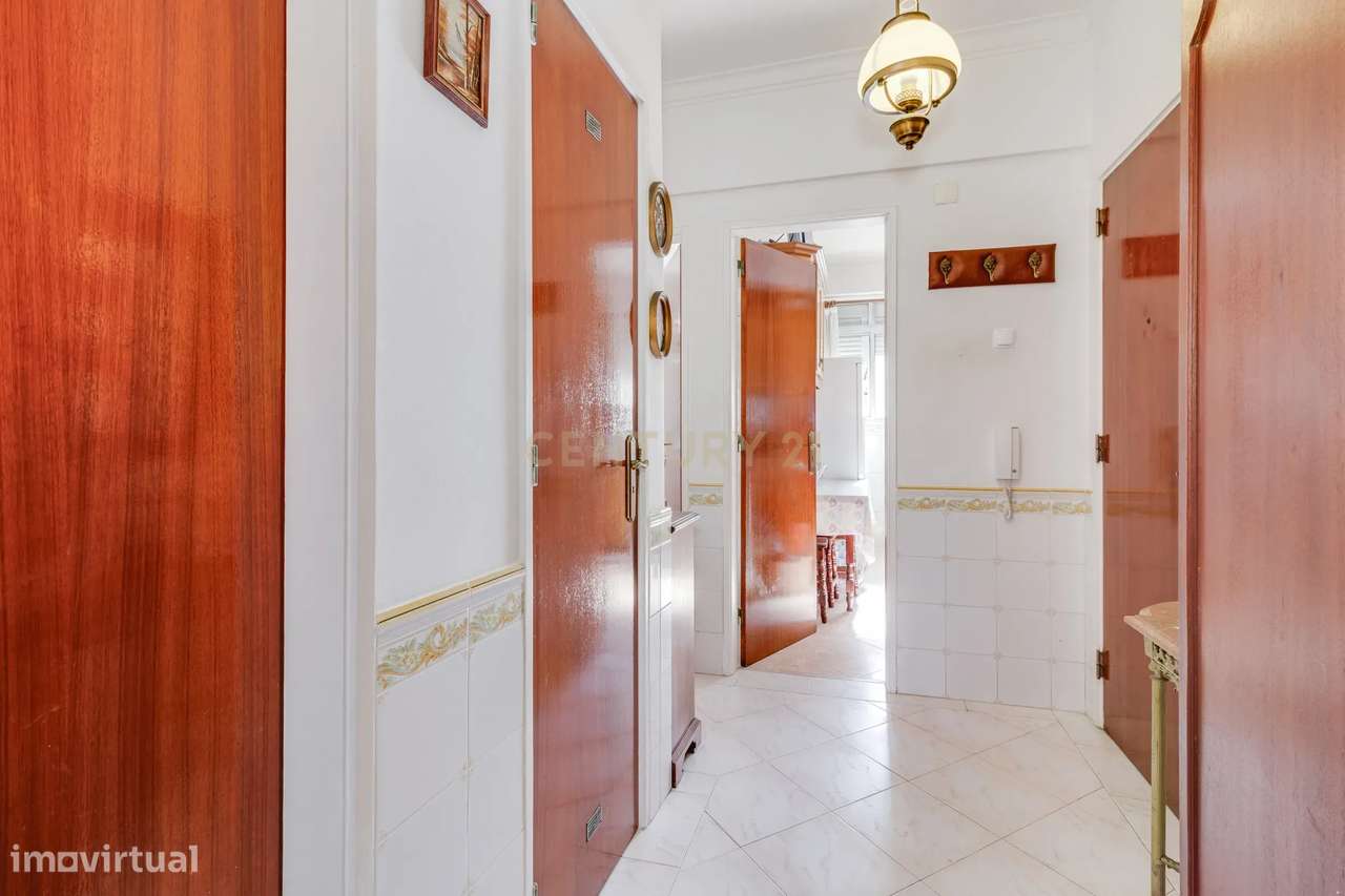 Apartamento T2+1 em Sacavém, Loures-5