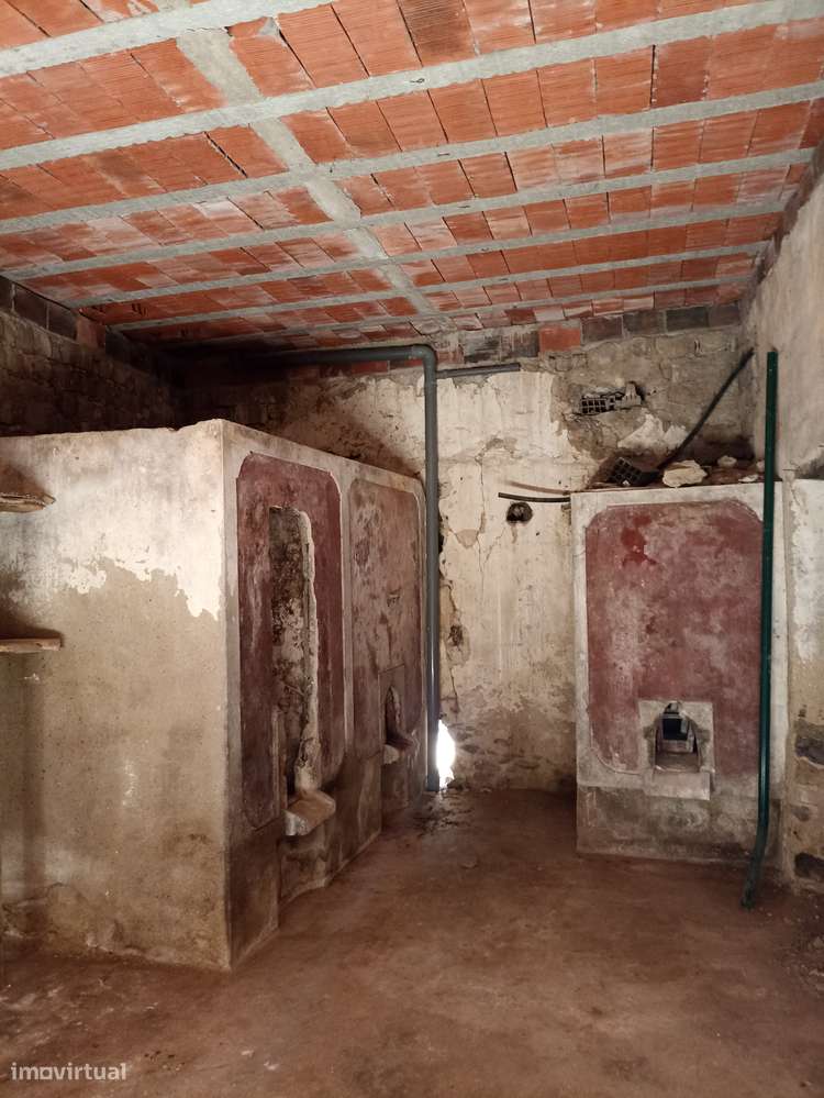 Moradia Antiga para recuperar em Fazendas de Almeirim - Grande imagem: 4/5