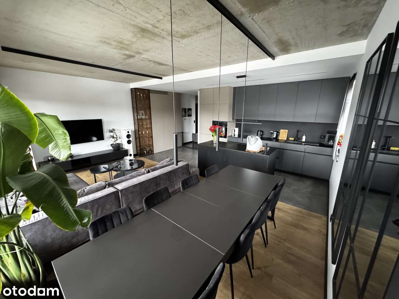 Osiedle Platanowe!!!!!. Mieszkanie z garażem i komórką-5