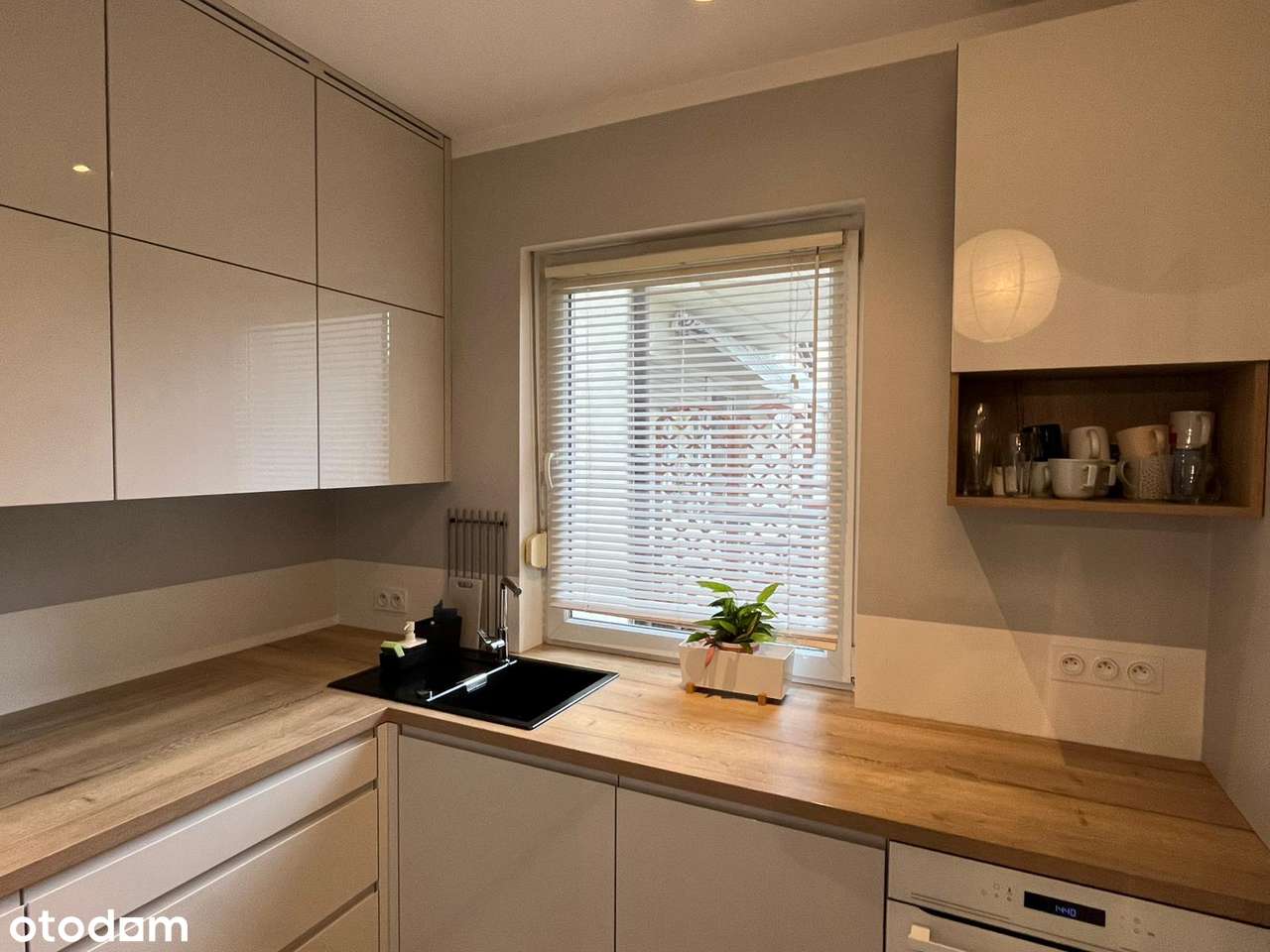 Dwustronne, 3-pokojowe, 1-sze piętro, do zamieszkania (bez pośrednika) - Pełny obrazek: 2/19