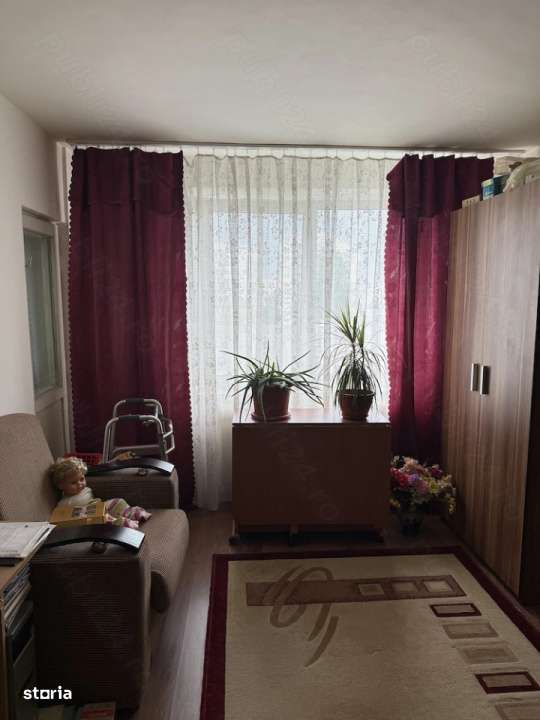 Apartament - 2 camere - decomandat - Basarabiei - Chisinau