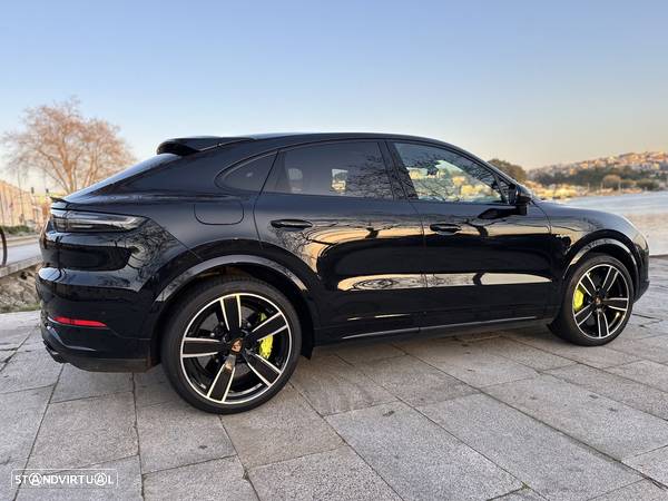 Porsche Cayenne Coupé Turbo S E-Hybrid - 5