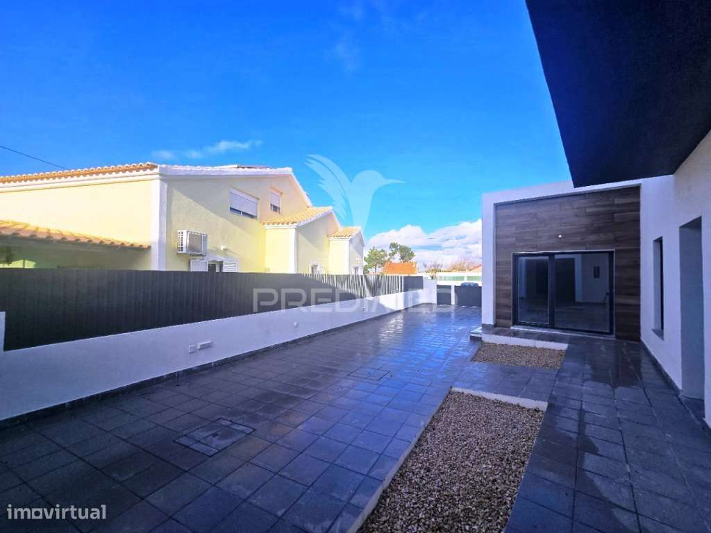 Moradia Isolada T5, c/Piscina e Box, na Brejoeira - Azeitão - Grande imagem: 5/40