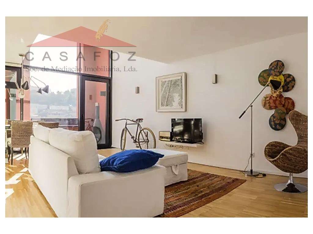 Apartamento T2 Duplex totalmente mobilado e equipado virado para Ri... - Grande imagem: 3/26