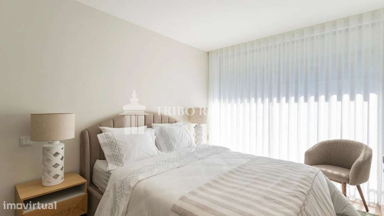 T3 LUXO EM CONDOMÍNIO FECHADO + VISTA MAR-19