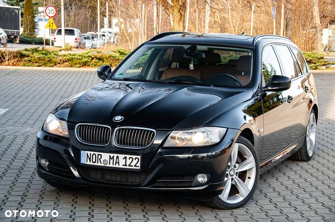 BMW Seria 3 330d xDrive - 9