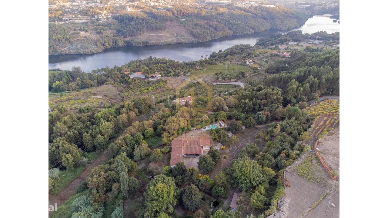 Quinta com Moradia T5 em Boelhe,Penafiel-46