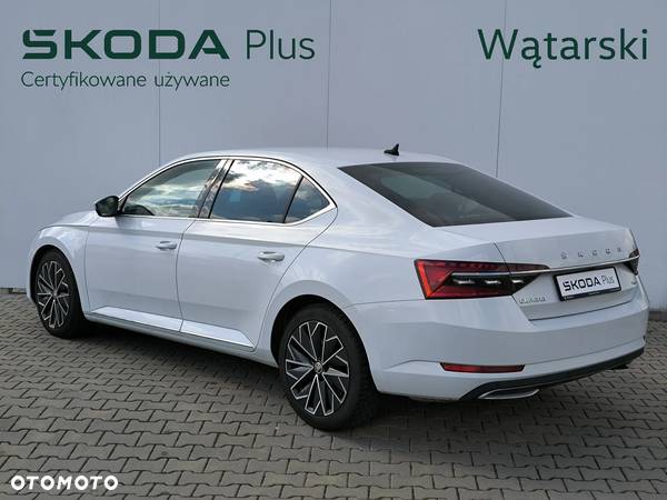 Skoda Superb 2.0 TDI 4x4 L&K DSG - 6