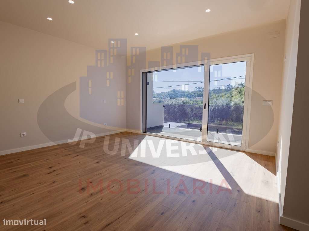 Moradia T3 Exclusivas , Garagem, Jardim e Acabamentos de Luxo-8