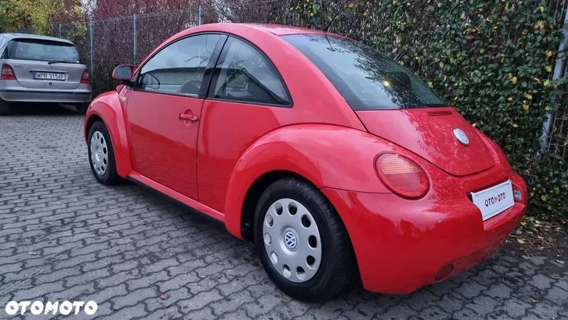 Volkswagen New Beetle 2.0 - 21