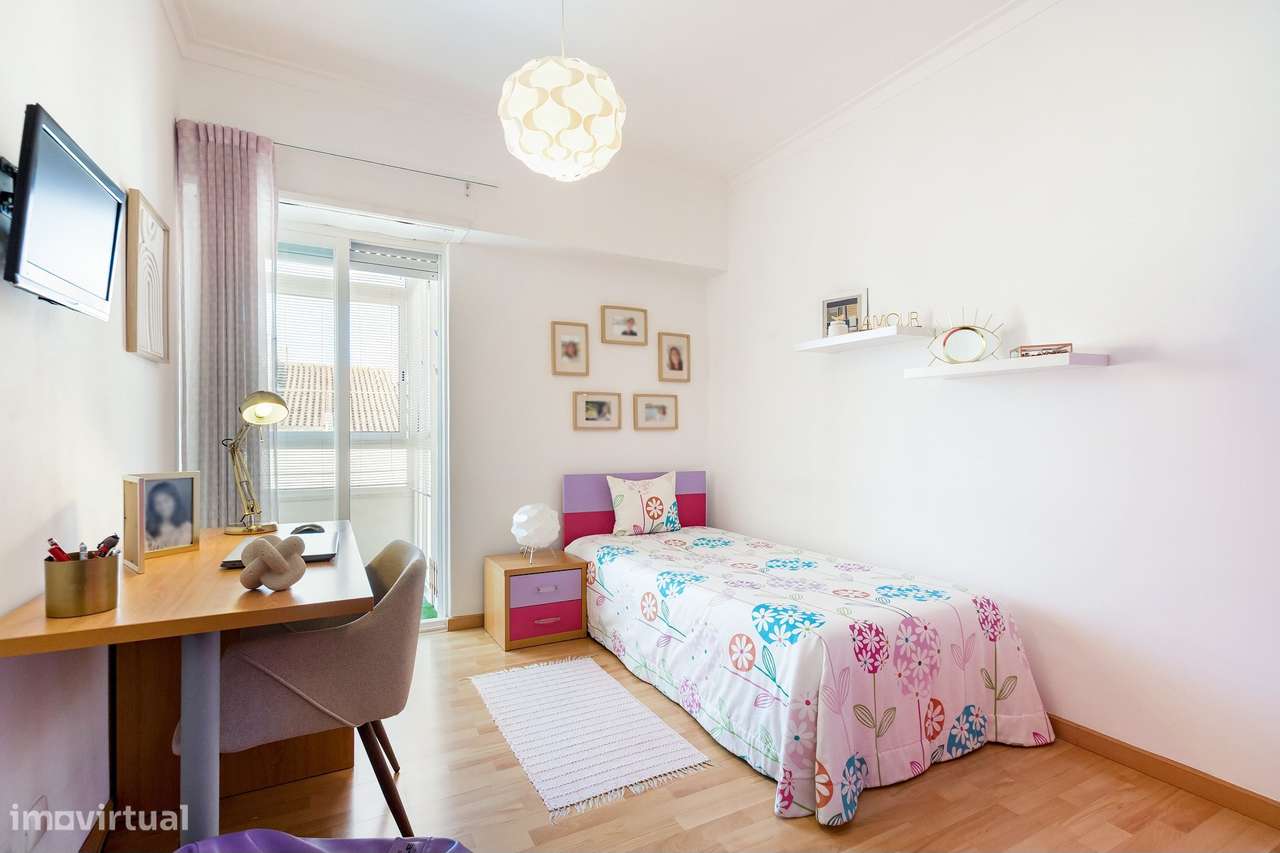 T3 Bobadela | Renovado | Varandas-16