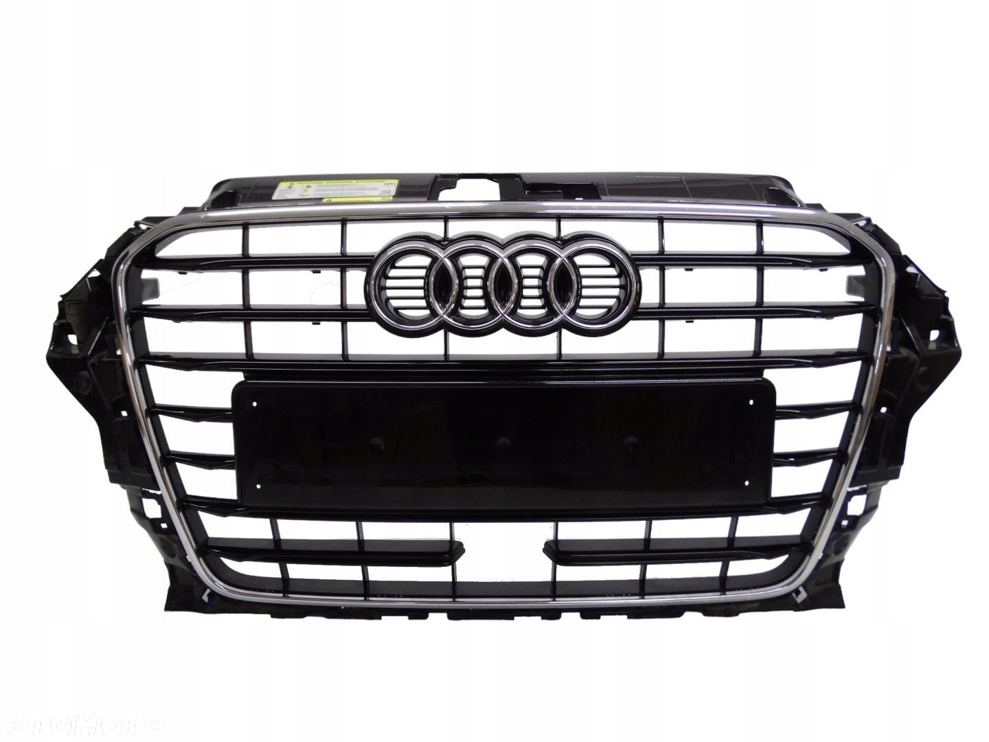 Audi A3 8V Sedan S-Line 12-16 grill atrapa 8V5853651A oryginalna - 1