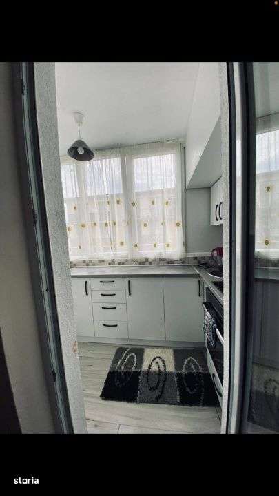 apartament cu 3 camere,etaj intermediar si parcare inclusa - Imagine principală: 3/7