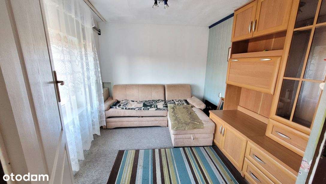 Pół domu + działka + kamienna stodoła + 2garaże w Dziwiszowie-11