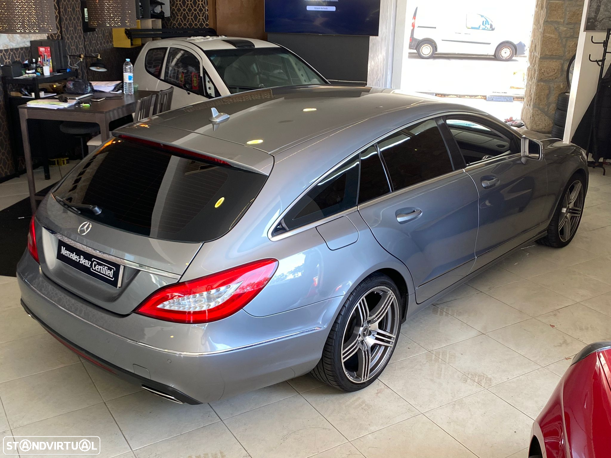 Mercedes-Benz CLS 250 CDi BlueEfficiency Shooting Brake - 16