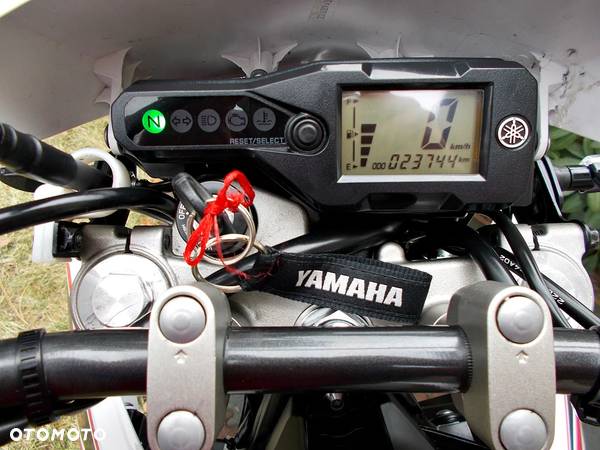 Yamaha WR - 18