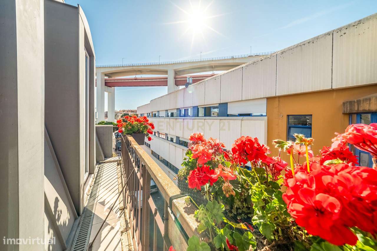 Apartamento T1 em Alcantara - com estacionamento-22