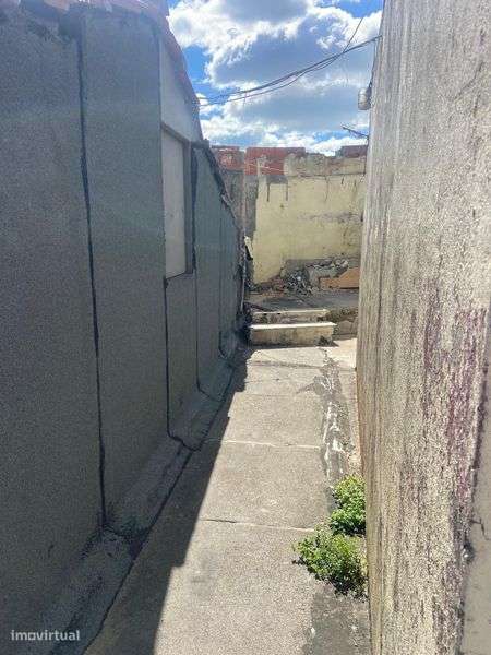 VENDE-SE MORADIA GEMINADA- VALADARES - Grande imagem: 5/12