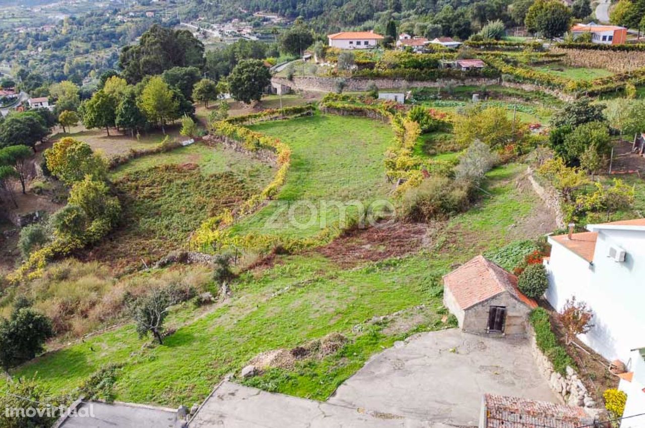 Terreno Rústico para venda com 1430m2, em Baião.