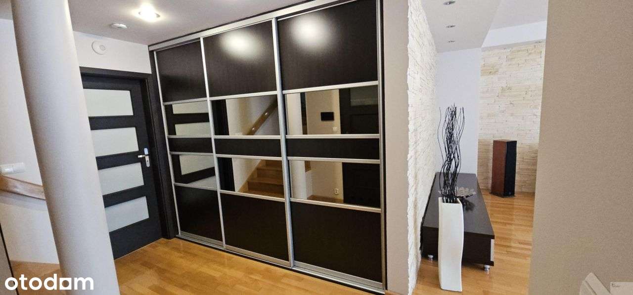 Nowoczesny, komfortowy i ekonomiczny dom-7