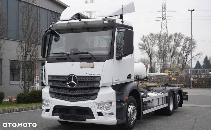 Mercedes-Benz Antos 2542 / BDF / 6×2 / Standard / 100 tys. km!!! - 2