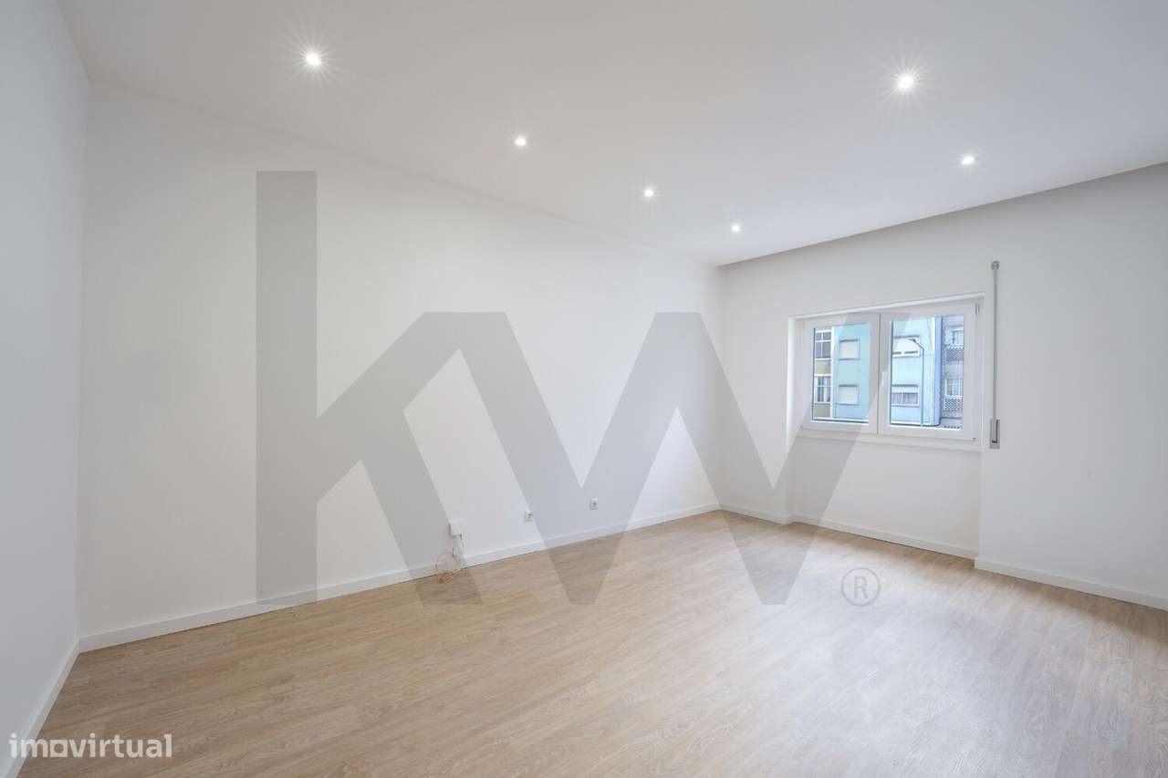 Apartamento T3 Totalmente Remodelado - Cavadas - Seixal - Grande imagem: 5/22