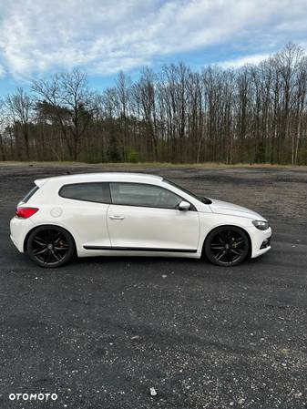 Volkswagen Scirocco 2.0 TDI - 2