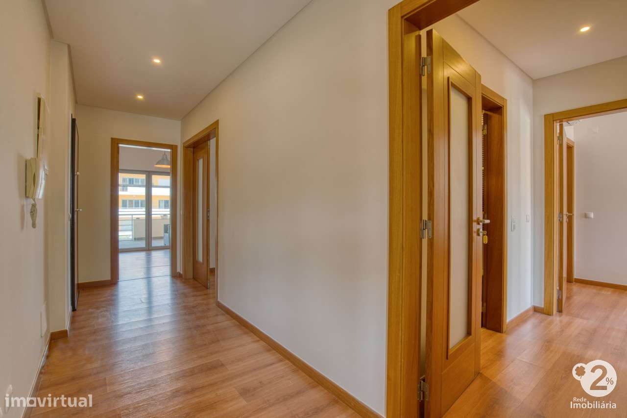 T2+1 em Condomínio Fechado na Malveira – Piscina, Jardim, Garagem p... - Grande imagem: 3/42